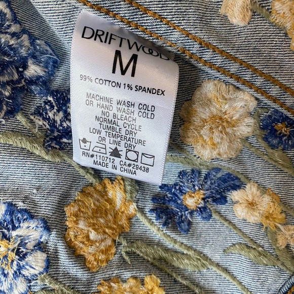 Driftwood Denim Jacket Dahlia - Picture 8 of 13